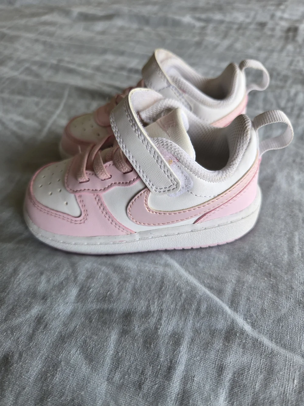 Nike | Kids Pink Court Borough Sneakers